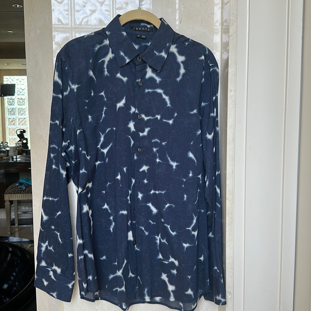 Theory Navy And White Tie-Dye Button Down Shirt Size Medium